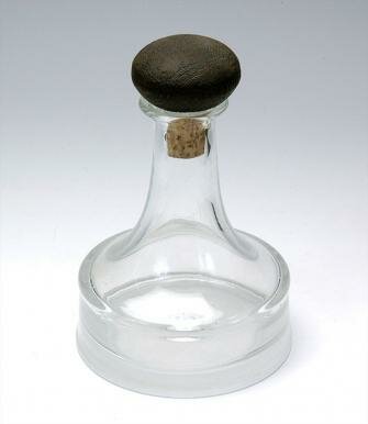 Kapteenin lasisto: carafe - Wirkkala, Tapio Kapteenin lasisto: carafe - Wirkkala, Tapio